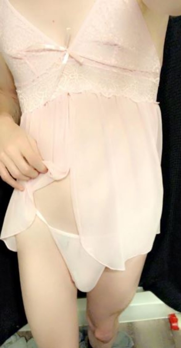 Foto 1 do conto: Roni, Dario e seu primo Lelo com a femboy Samanta